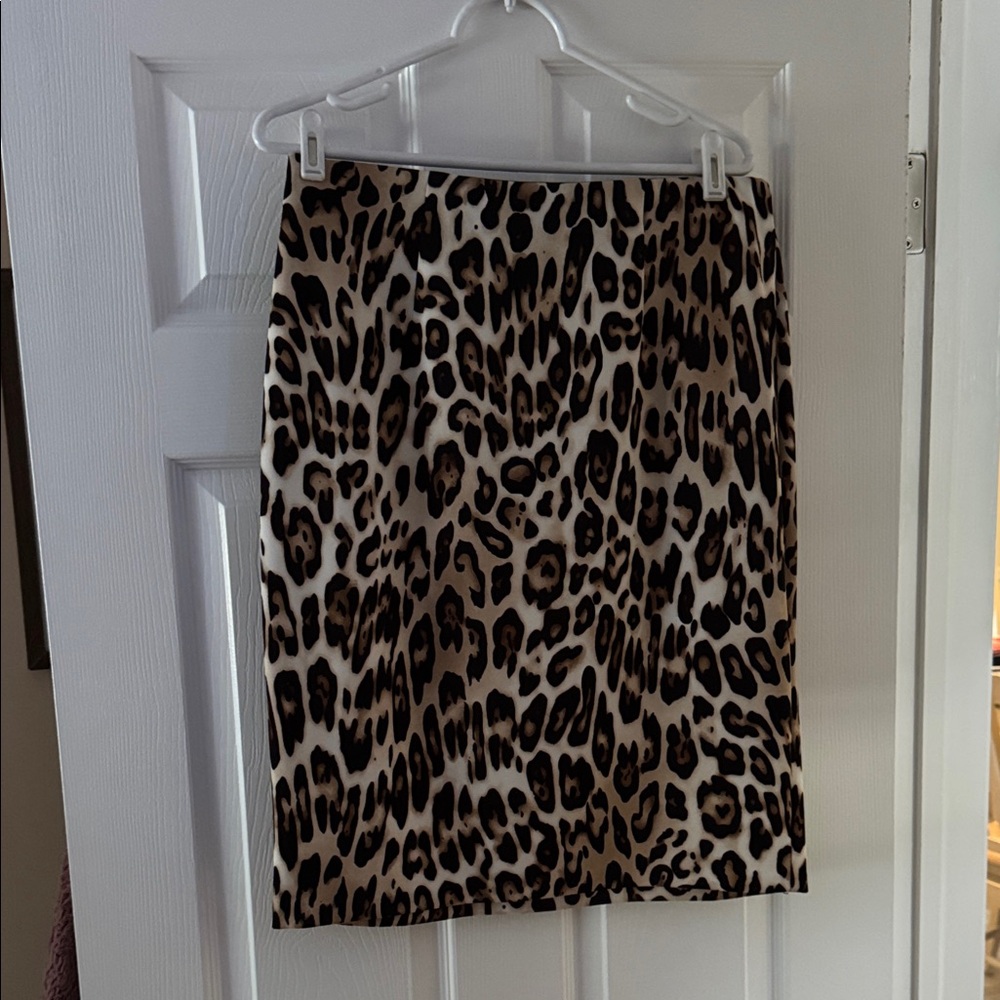 Chico's Leopard Print Pencil Skirt